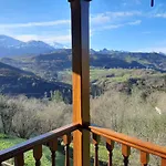 Guest house Valle La Fuente 3*