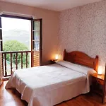 Guest house Valle La Fuente 3*